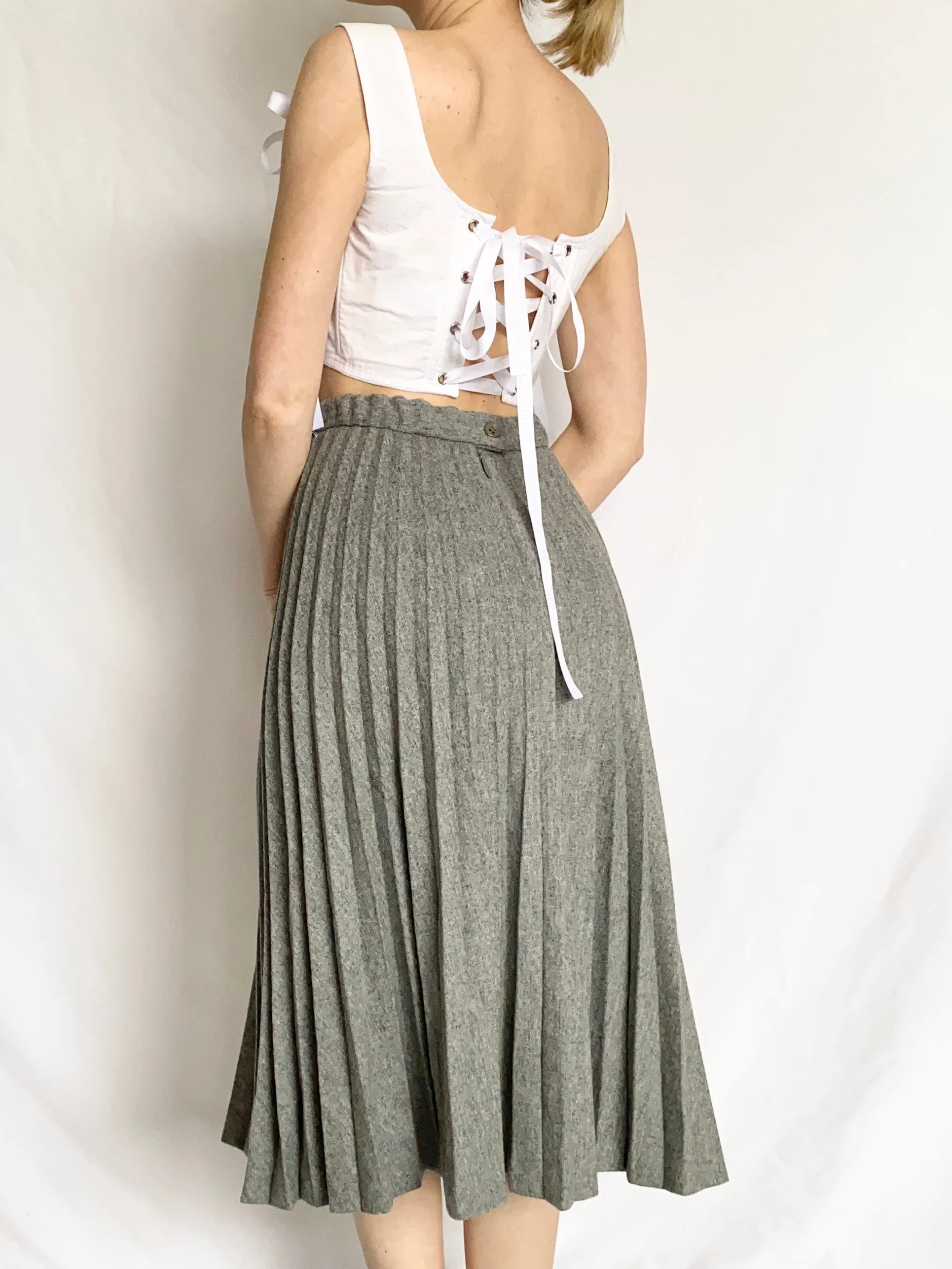 Ash Grey 1960s Pleated Skirt (XXS-XS)