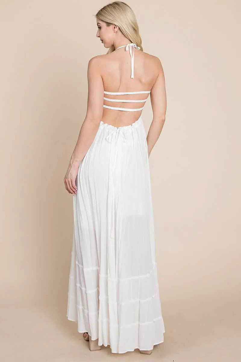 Backless Bohemian Pleated Maxi Dress with Stylish Smocked Accents