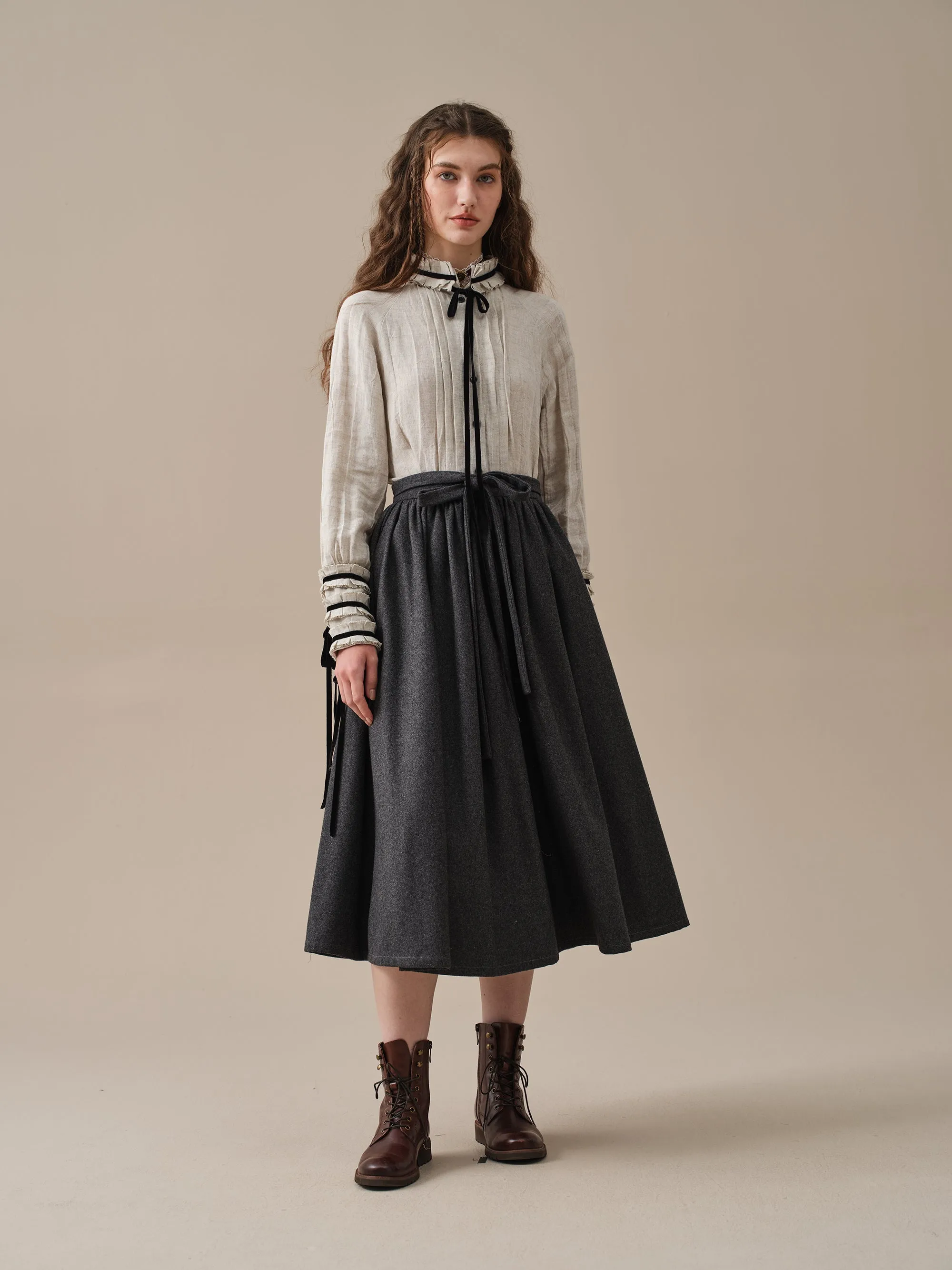 Beth 13 |tied wool skirt