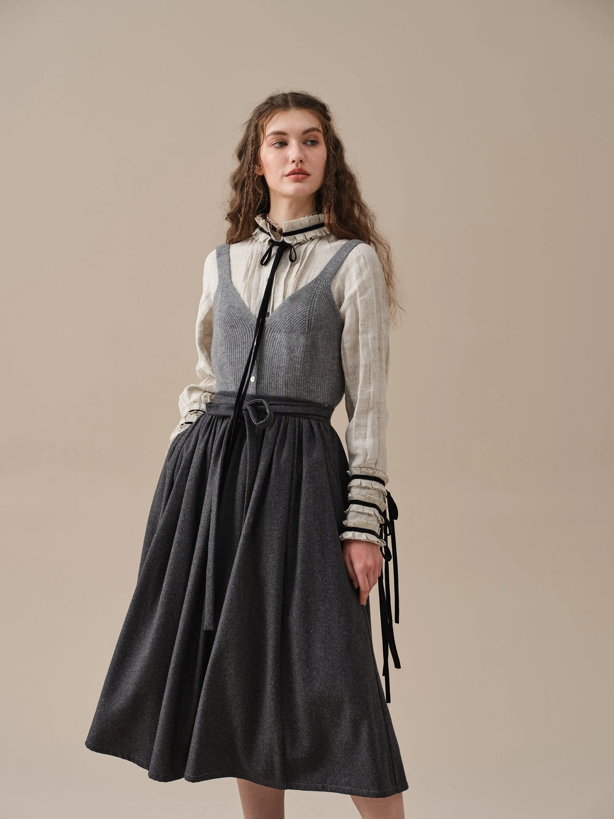 Beth 13 |tied wool skirt