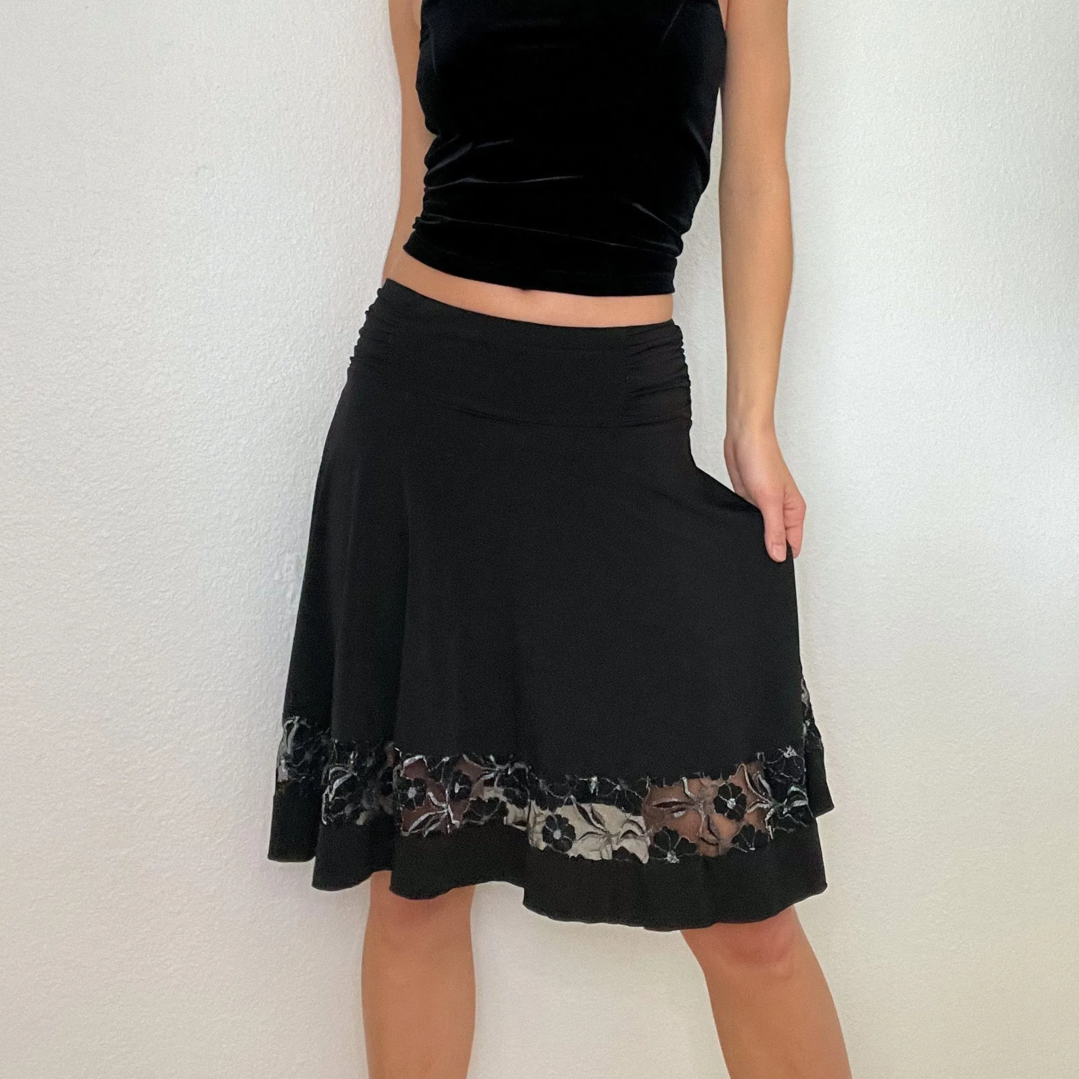 Black Y2K Floral Lace Midi Skirt