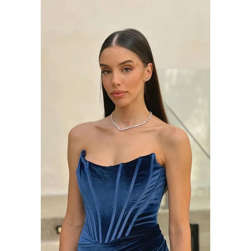 Classic & Timeless Off-Shoudler Sleevelesss Ruched Side Slit Party Prom Dress