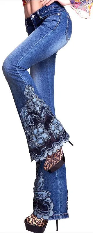 Embellished Floral Faded Jeans