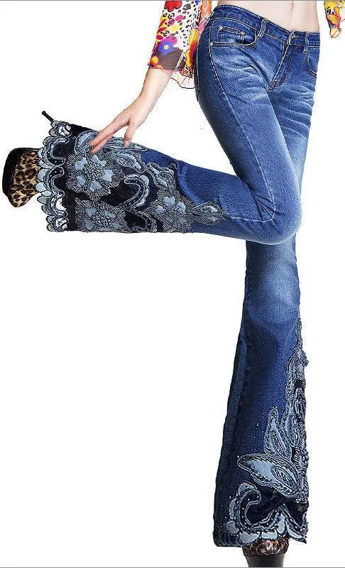 Embellished Floral Faded Jeans