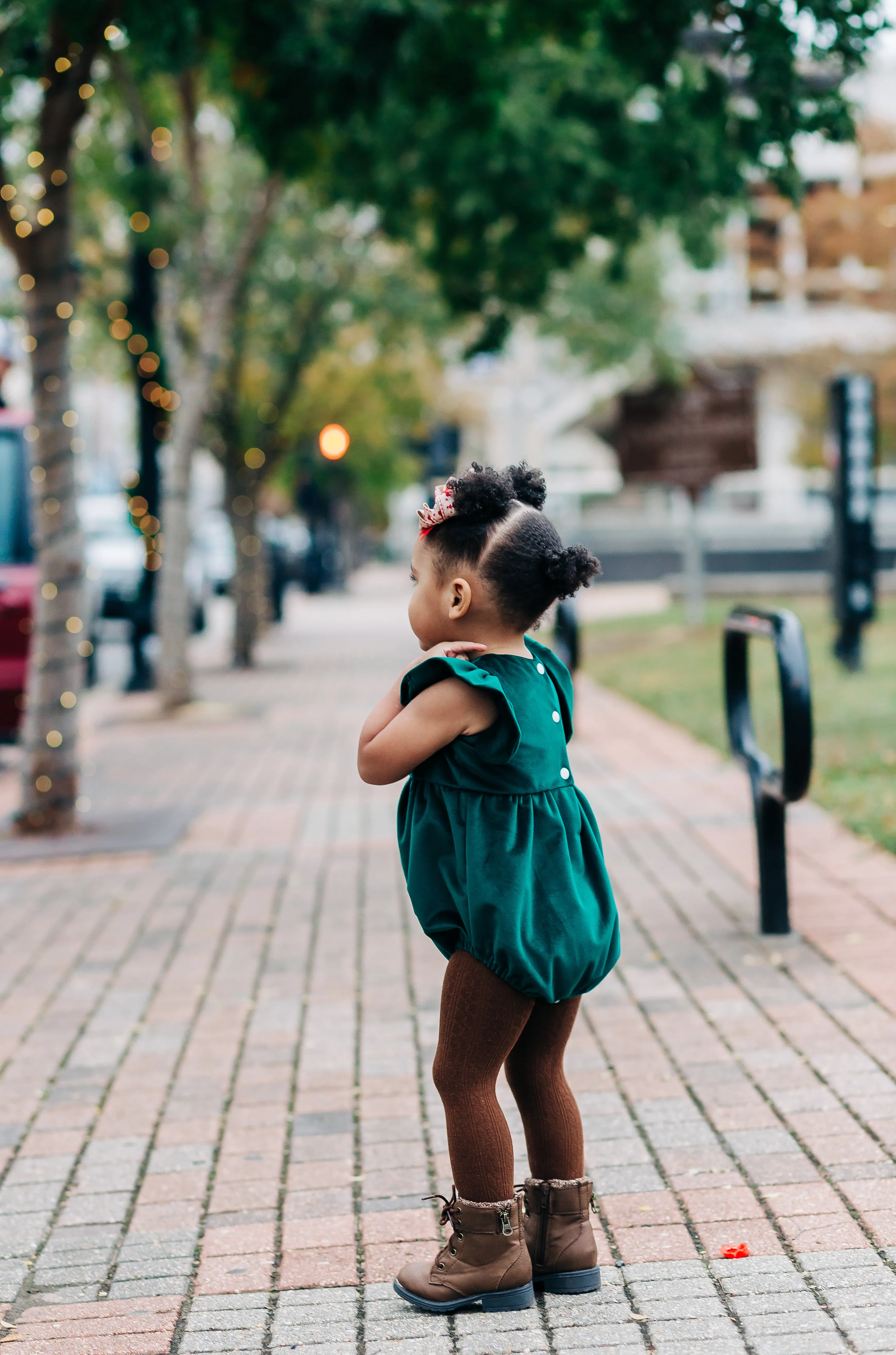 Infant Girl's Green Velvet Romper