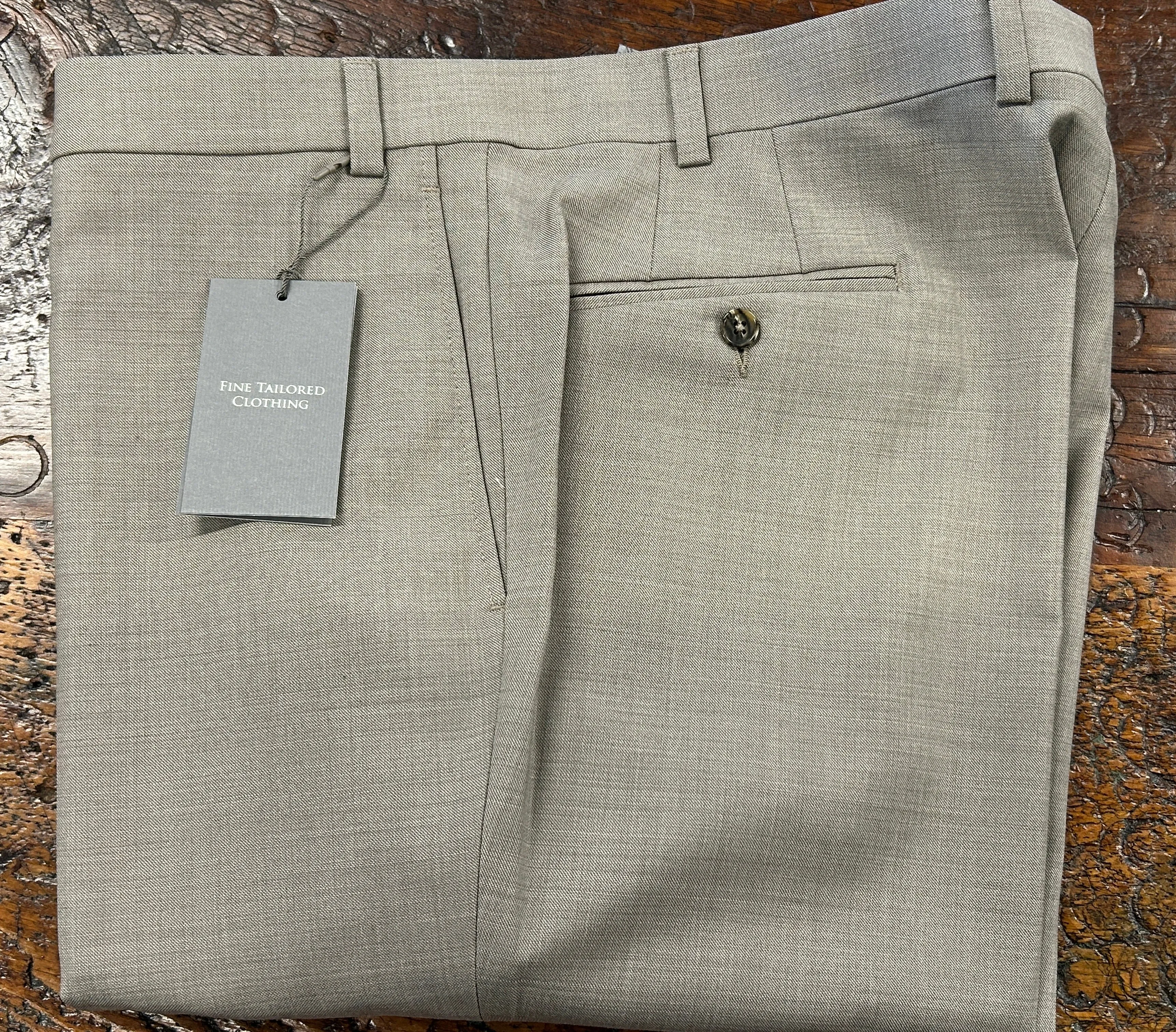 SHARKSKIN TRAVELER PANT