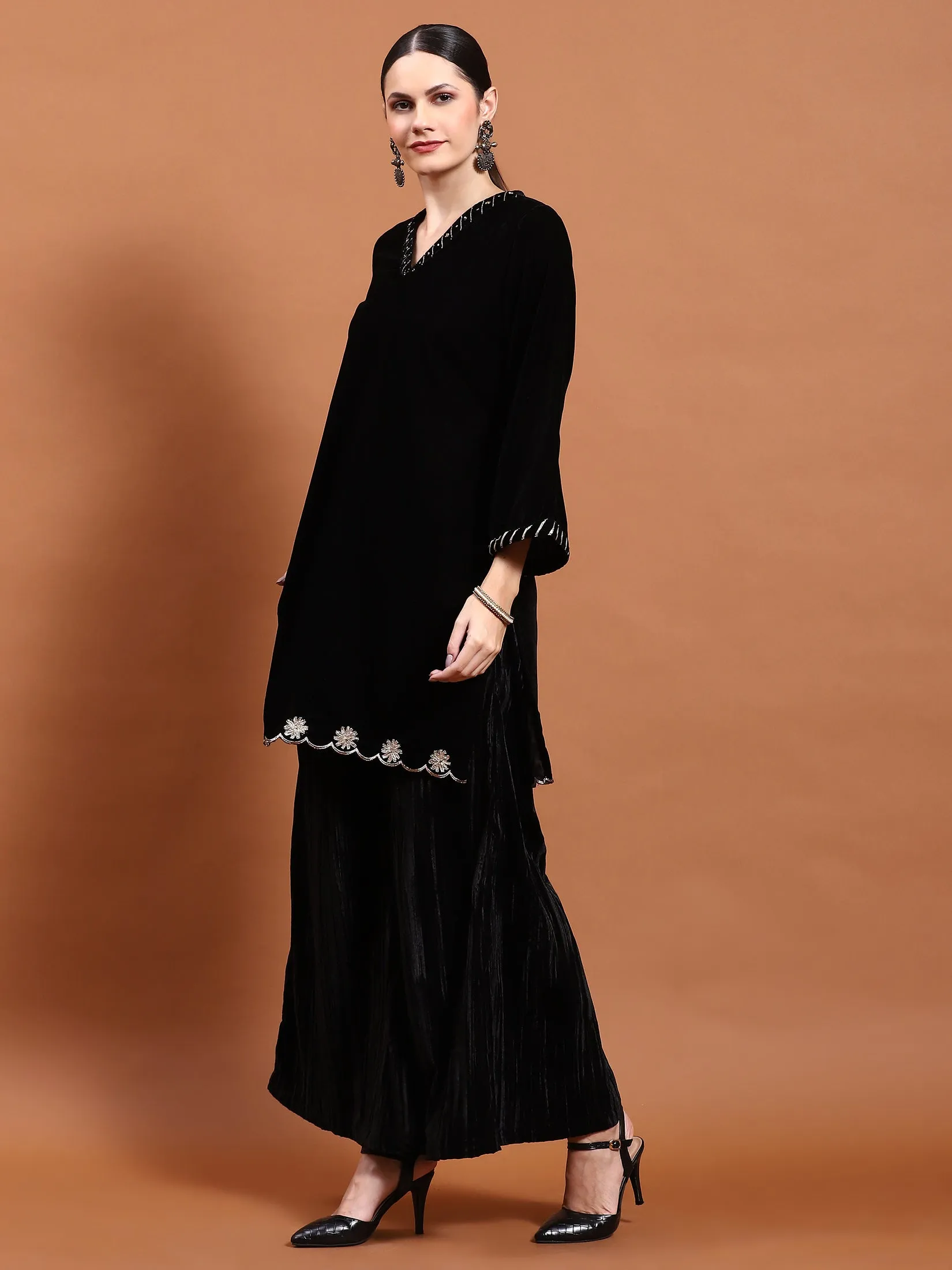 Winter Women Black Solid Kurti Wide Pant Dupatta